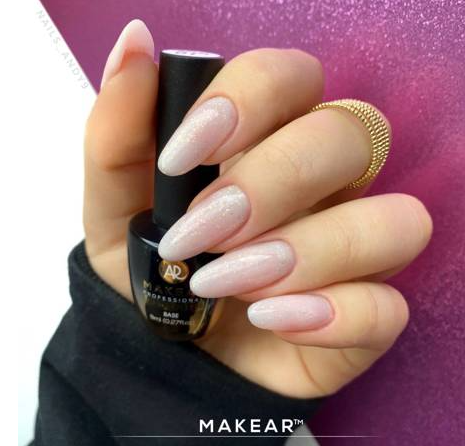 kauczukowe lakiery do paznokci